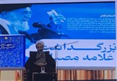 ولایت فقیه محور وحدت و عامل عبور نظام اسلامی از بحران‌هاست