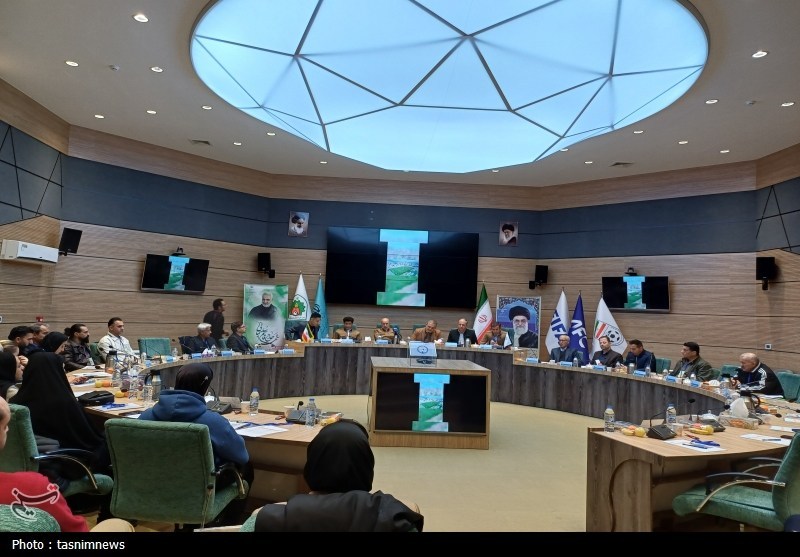 فدراسیون فوتبال , جام جهانی فوتبال , فوتبال آسیا , ورزشگاه‌های فوتبال ایران , مربیان فوتبال ایران , کنفدراسیون فوتبال آسیا (AFC) , پیشکسوتان فوتبال ایران , سازمان لیگ فوتبال ایران , فدراسیون بین‌المللی فوتبال (فیفا) , داوران فوتبال ایران , تیم ملی فوتبال ایران , وزارت ورزش و جوانان جمهوری اسلامی ایران , سازمان بازرسی کل کشور , اخبار استان کردستان , اخبار سنندج , 