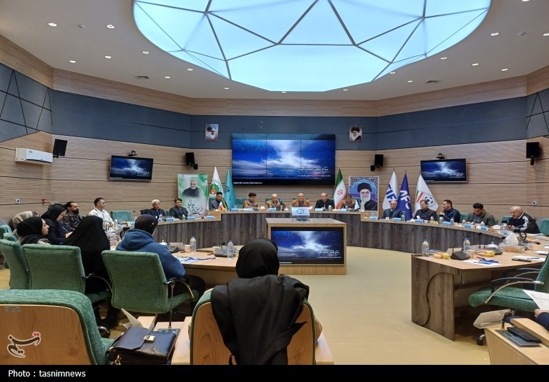 فدراسیون فوتبال , جام جهانی فوتبال , فوتبال آسیا , ورزشگاه‌های فوتبال ایران , مربیان فوتبال ایران , کنفدراسیون فوتبال آسیا (AFC) , پیشکسوتان فوتبال ایران , سازمان لیگ فوتبال ایران , فدراسیون بین‌المللی فوتبال (فیفا) , داوران فوتبال ایران , تیم ملی فوتبال ایران , وزارت ورزش و جوانان جمهوری اسلامی ایران , سازمان بازرسی کل کشور , اخبار استان کردستان , اخبار سنندج , 