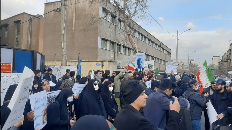 دانشگاه های جمهوری اسلامی ایران , سفارت فرانسه , تشکلهای دانشجویی ,