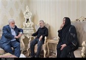 دیدار با 120 خانواده شهدای حوادث تروریستی دی‌ماه در 12 شهرستان استان تهران
