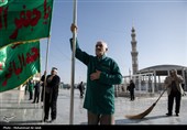 آیین جاروکشی خادمان مسجد مقدس جمکران