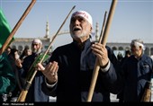 آیین جاروکشی خادمان مسجد مقدس جمکران