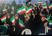 آیین نواختن گلبانگ انقلاب اسلامی با حضور وزیر آموزش و پرورش