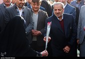 آیین نواختن گلبانگ انقلاب اسلامی با حضور وزیر آموزش و پرورش