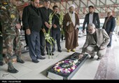 غبار روبی مزار شهدا درکرمانشاه