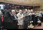تجلیل از دانش‌آموزان رتبه‌های برتر شهر ری همزمان با دهه فجر