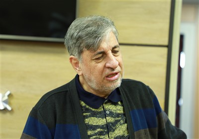 موسی نجفی: غرب می‌خواهد از بی‌هویت‌ها انقلابی بسازد