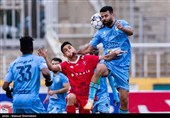 دیدار تیم‌های فوتبال پرسپولیس و چادرملو