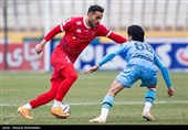 دیدار تیم‌های فوتبال پرسپولیس و چادرملو