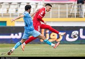 دیدار تیم‌های فوتبال پرسپولیس و چادرملو