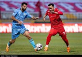 دیدار تیم‌های فوتبال پرسپولیس و چادرملو