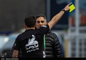 دیدار تیم‌های فوتبال پرسپولیس و چادرملو
