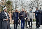 جشنواره موسیقی فجر با گلباران مزار هنرمندان آغاز شد