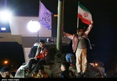 نورافشانی سالگرد پیروزی انقلاب در زنجان 