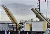طهران.. عرض صواریخ کروز وبالیستیة فی ساحة آزادی