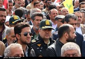 شکوه حضور کرمانی‌ها در راهپیمایی یوم‌الله 22 بهمن 1