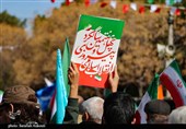 شکوه حضور کرمانی‌ها در راهپیمایی یوم‌الله 22 بهمن 1