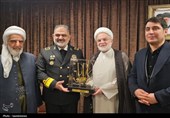 دیدار فرمانده نیروی دریایی ارتش با نماینده ولی‌فقیه در کردستان