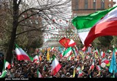 شکوه حضور کرمانی‌ها در راهپیمایی یوم‌الله 22 بهمن 2