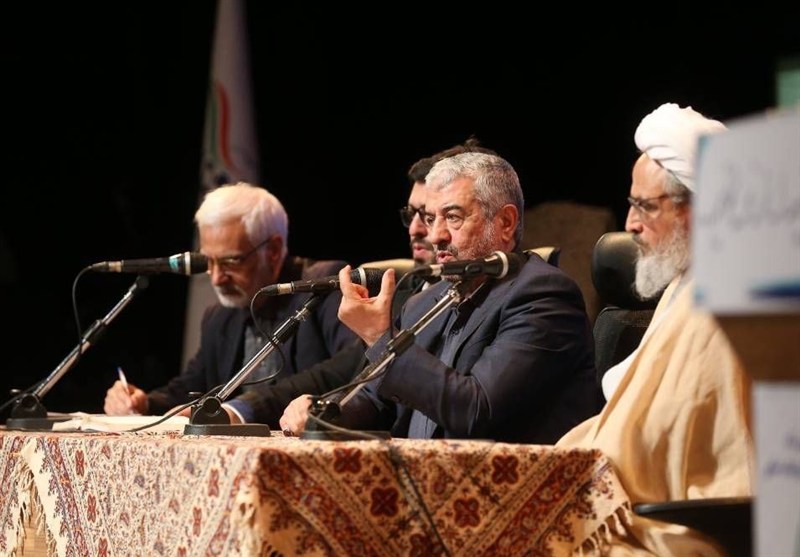 حجت‌الاسلام علی ذوعلم , بیانیه گام دوم انقلاب , حوزه هنری , رهبر انقلاب , آیت‌الله سید علی خامنه‌ای , امام خامنه‌ای , 