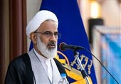 حاجی‌صادقی: شهید سلیمانی برای گسترش فرهنگ بسیج شب و روز نمی‌شناخت