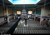 غبارروبی مساجد در آستانه ماه مبارک رمضان - همدان