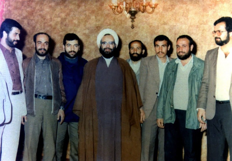 امام خمینی , انقلاب اسلامی , جمهوری اسلامی ایران , دهه فجر انقلاب اسلامی , حوزه علمیه , شهدای دفاع مقدس , 