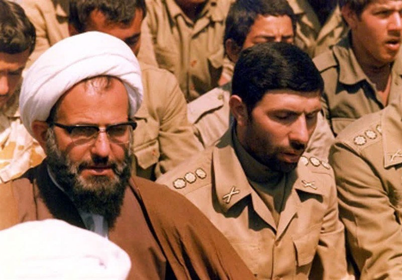 امام خمینی , انقلاب اسلامی , جمهوری اسلامی ایران , دهه فجر انقلاب اسلامی , حوزه علمیه , شهدای دفاع مقدس , 