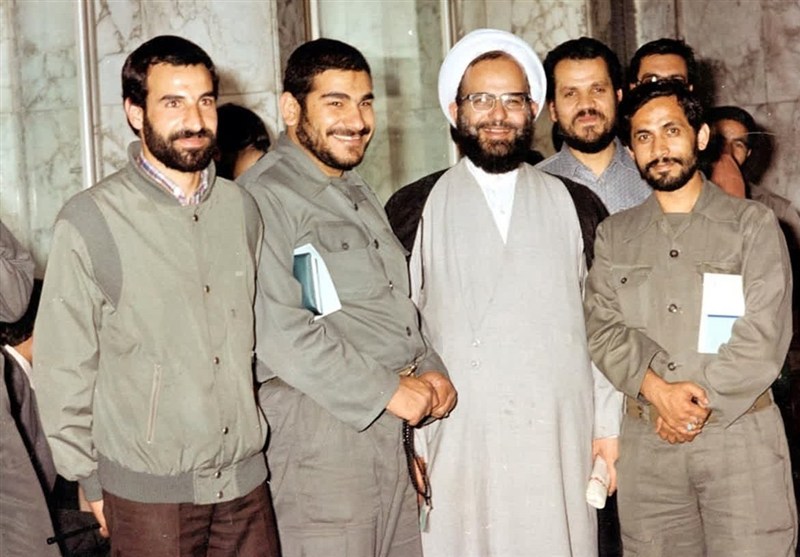 امام خمینی , انقلاب اسلامی , جمهوری اسلامی ایران , دهه فجر انقلاب اسلامی , حوزه علمیه , شهدای دفاع مقدس , 