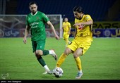دیدار تیم های فوتبال فجر شهید سپاسی شیراز و شمس آذر قزوین