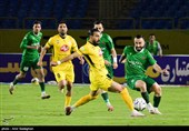 دیدار تیم های فوتبال فجر شهید سپاسی شیراز و شمس آذر قزوین