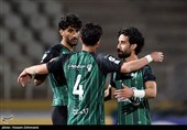 دیدار تیم های فوتبال پرسپولیس و خیبر خرم آباد
