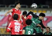 دیدار تیم های فوتبال پرسپولیس و خیبر خرم آباد
