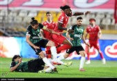 دیدار تیم های فوتبال پرسپولیس و خیبر خرم آباد