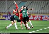 دیدار تیم های فوتبال پرسپولیس و خیبر خرم آباد