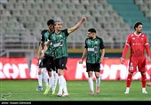 دیدار تیم های فوتبال پرسپولیس و خیبر خرم آباد