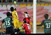 دیدار تیم های فوتبال پرسپولیس و خیبر خرم آباد