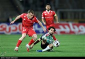 دیدار تیم های فوتبال پرسپولیس و خیبر خرم آباد