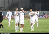 گزارش تصویری بازی جنجالی ملوان و تراکتور