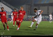 گزارش تصویری بازی جنجالی ملوان و تراکتور
