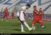 گزارش تصویری بازی جنجالی ملوان و تراکتور