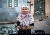 مراسم افطاری ساده در محله قبله شیراز