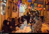 مراسم افطاری ساده در محله قبله شیراز