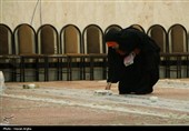 مراسم افطاری ساده در حسینه اعظم زنجان