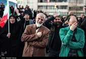 تجمع سوگواران رهبر شهید انقلاب در میدان انقلاب