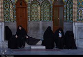 حرم حضرت معصومه(س) مملو از مردم سوگوار رهبر شهید انقلاب