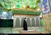 تصاویری از حضور امام خامنه‌ای در حرم حضرت معصومه(س)
