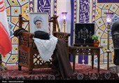 شاعران مرکزی سرودند؛ محفل شعر امین در حسینیه شهدای گمنام