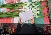 مراسم وداع با پیکر 14 شهید حمله آمریکایی - صهیونیستی در شیراز